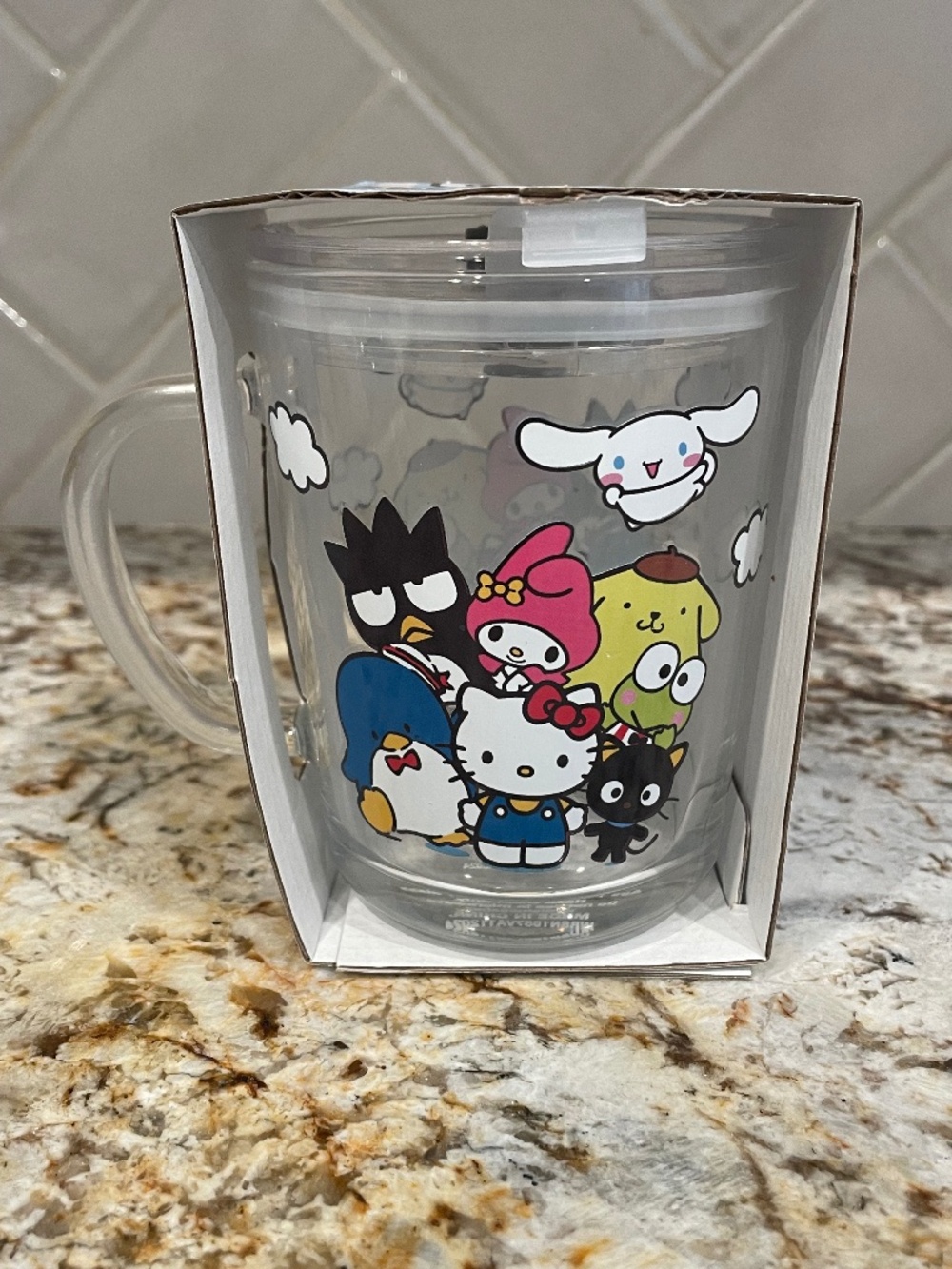 HELLO KITTY & FRIENDS TRAVEL GLASS MUG WITH SLIDE CLOSE LID
